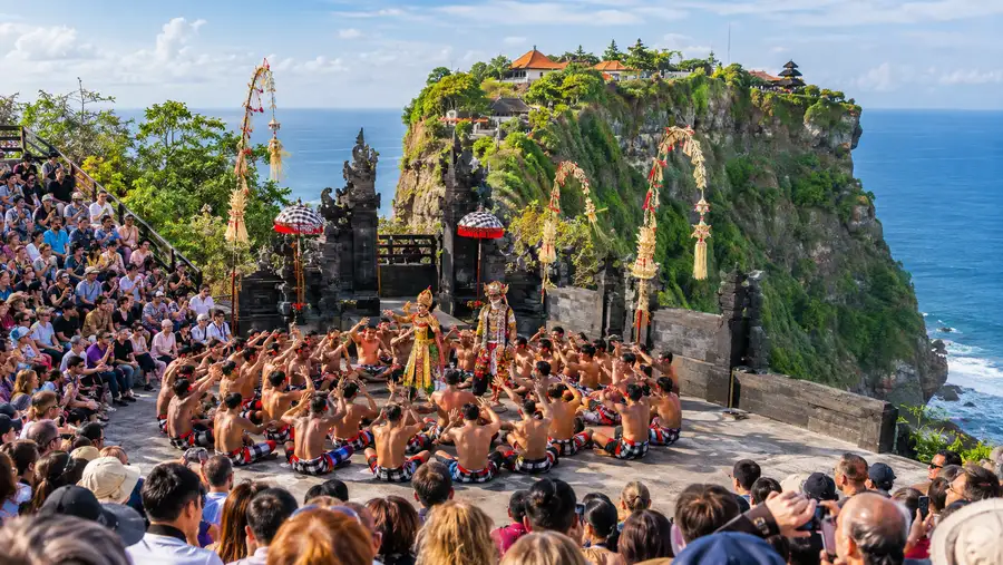 uluwatu temple kecak dance